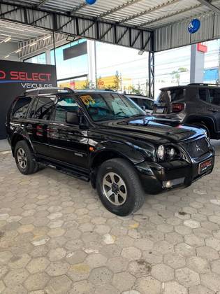 MITSUBISHI PAJERO SPORT 3.5 HPE 4X4 V6 24V GASOLINA 4P AUTOMÁTICO MITSUBISHI PAJERO SPORT 3.5 HPE 4X4 V6 24V GASOLINA 4P AUTOMÁTICO